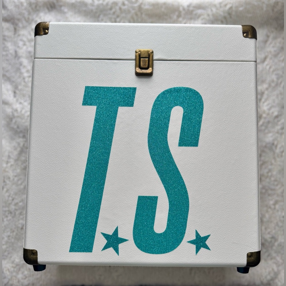 Taylor Swift The Life of a Showgirl Vinyl Case
